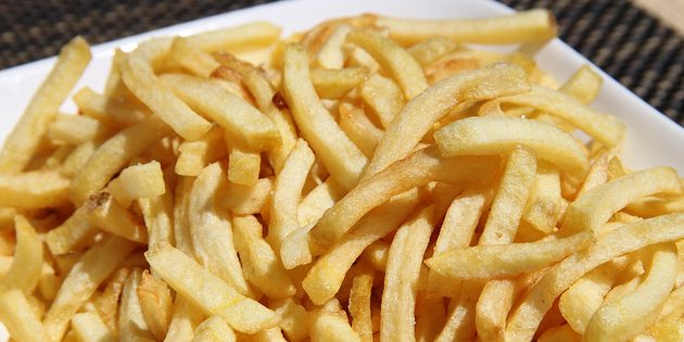 Как приготовить картошку фри в микроволновке