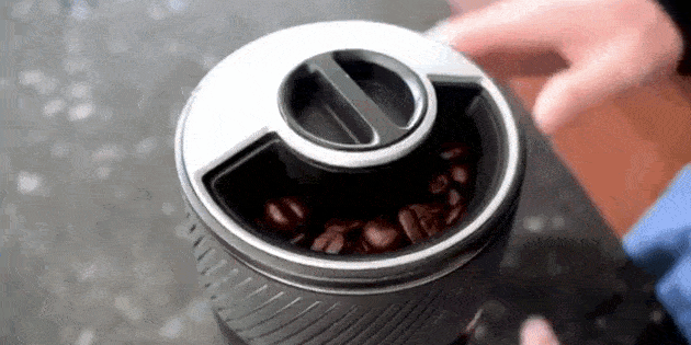 Штука дня: PortaPresso — полноценная кофемашина размером с термос