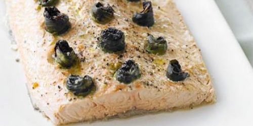 Рыба в духовке: филе лосося по-средиземноморски