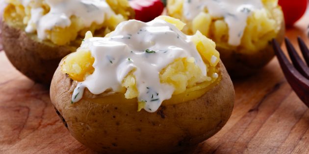 Как запечь картошку: 13 лучших рецептов
