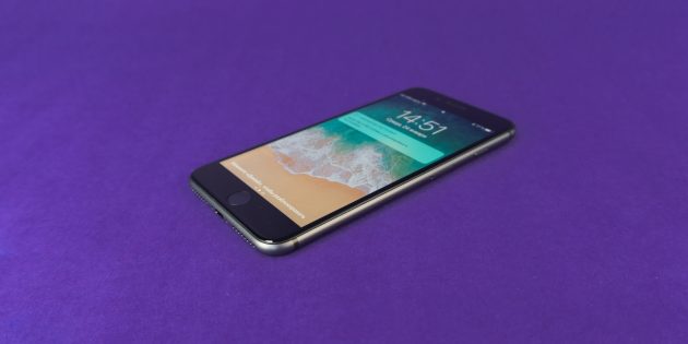 ����� iPhone 8 Plus � ������ �������������� �� ����� ���������� Apple