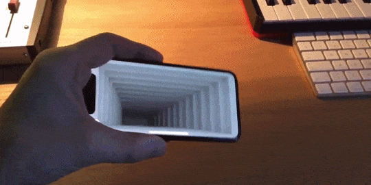 Это приложение превращает экран iPhone X в бездонную яму