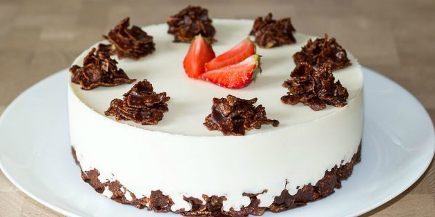 Cottage cheese strawberry cake