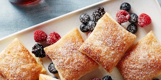 ТОП‑6 рецептов пирожков с малиновым вареньем: в духовке, на сковородке и с заварным тестом