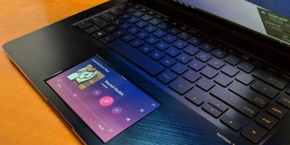 ASUS представила ноутбук с сенсорным экраном вместо тачпада