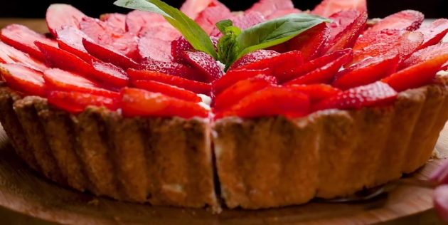 Пирог с заварным кремом и фруктами: пошаговый рецепт с фото | Меню недели