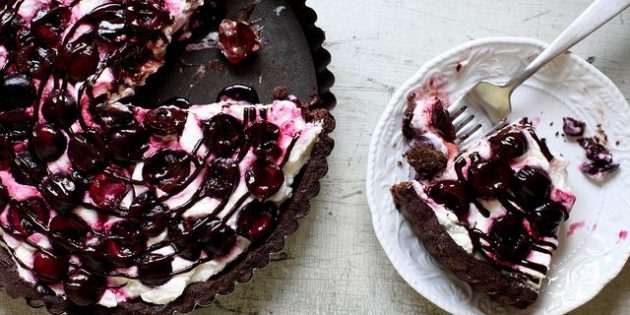 Шоколадный пирог с вишней — рецепты | Дзен