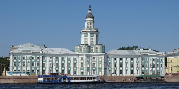 Достопримечательности Санкт-Петербурга: Кунсткамера