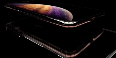 Видео дня: новый iPhone XS и его увеличенная версия во всей красе