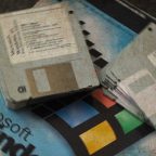 Windows 95 можно установить на компьютер как простое приложение