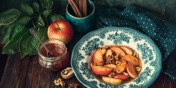 15 рецептов запечённых яблок, которые наполнят дом потрясающим ароматом