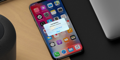 На прошлогодних iPhone теперь можно отключить замедление процессора