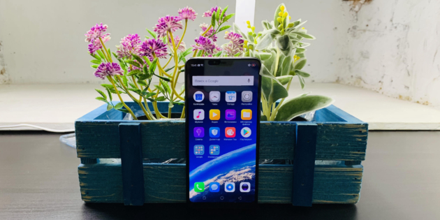 ����� Oppo F7 � ����� iPhone X �� 23 ������ ������