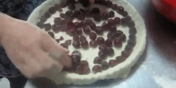 Как приготовить осетинские пироги с вишней
