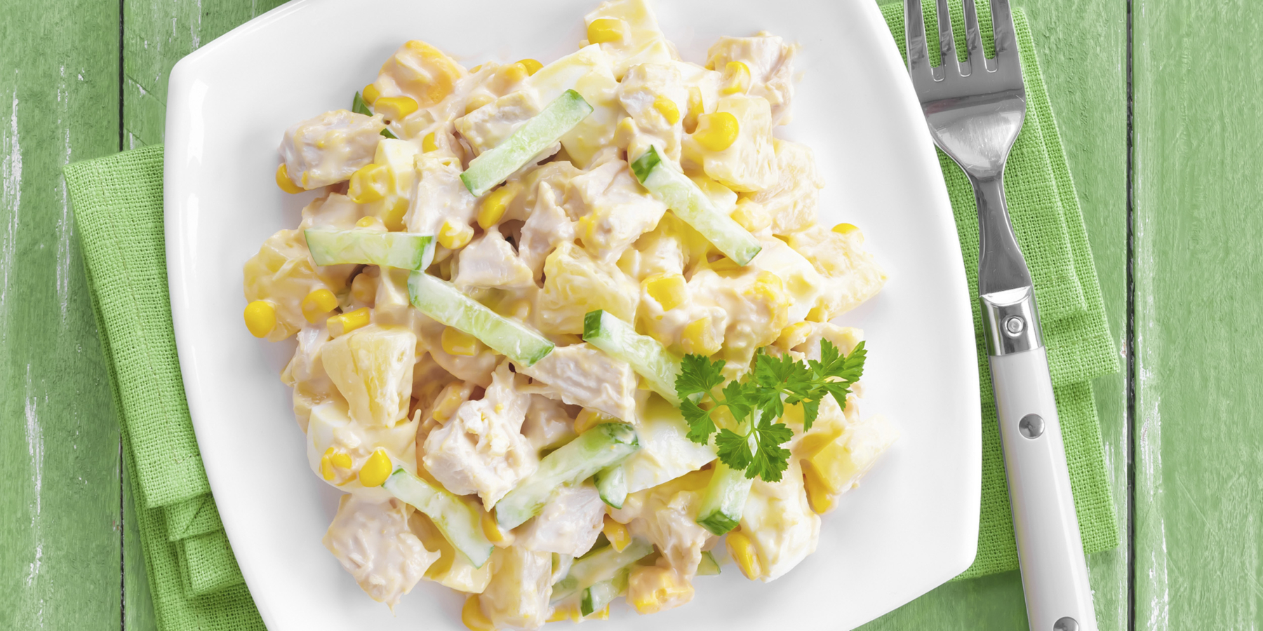 Салат из ананаса и кукурузы с хреном