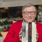 5 книг, которые Билл Гейтс советует подарить друзьям на Новый год