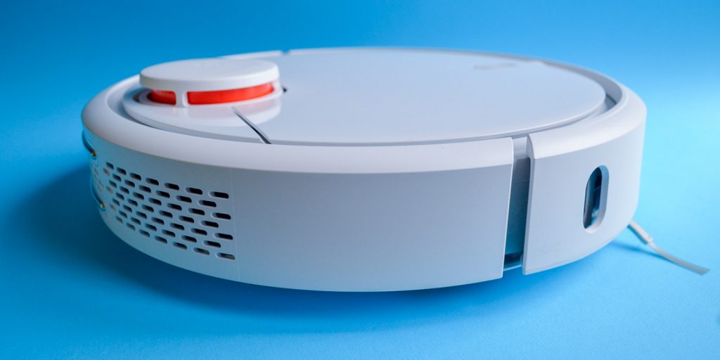 Обзор Xiaomi Mi Robot Vacuum — умного пылесоса, который убирает лучше ...