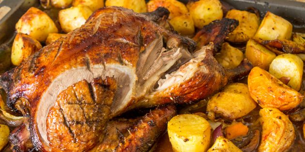 Duck in the Oven: How to Make Jamie Oliver's Duck with Crispy Potatoes and Sauce