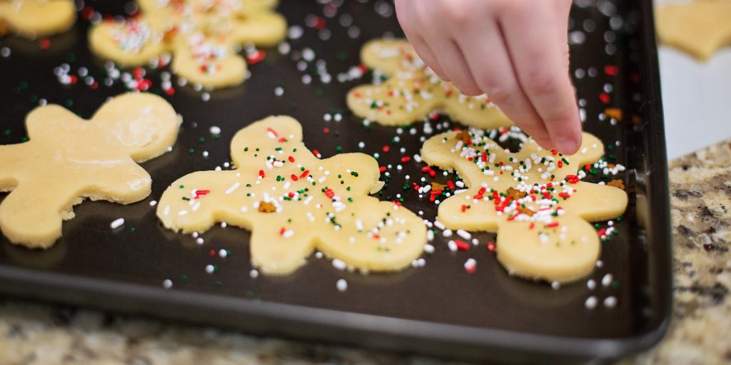 Чем заняться на новогодних праздниках: испеките печенье