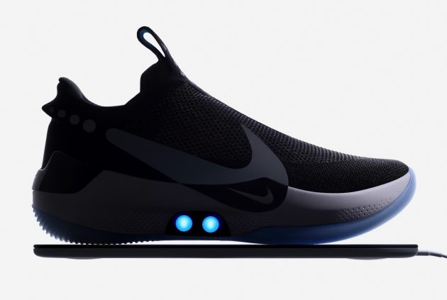 Nike Adapt BB: Кроссовки на зарядке