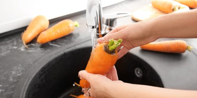 Как сварить морковь для винегрета или салата оливье в кастрюле