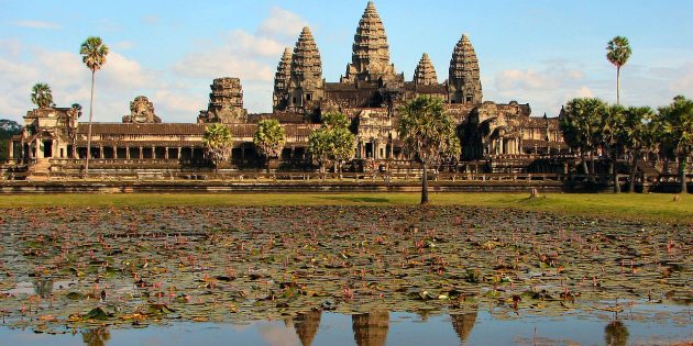 Территория Азии не зря привлекает туристов: археологический парк Ангкор, Камбоджа