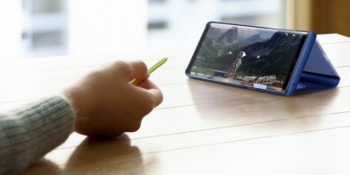 Samsung Galaxy Note 10 может получить селфи-камеру, встроенную в стилус