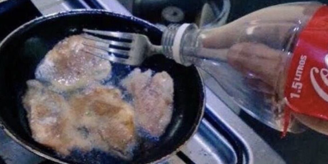 Чтобы не брызгало масло на сковороде