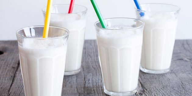 Молочный коктейль в блендере – рецепт с пошаговыми фото