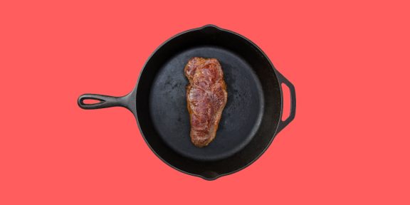 Лайфхак: как пожарить мясо, чтобы потом не мыть за собой сковороду