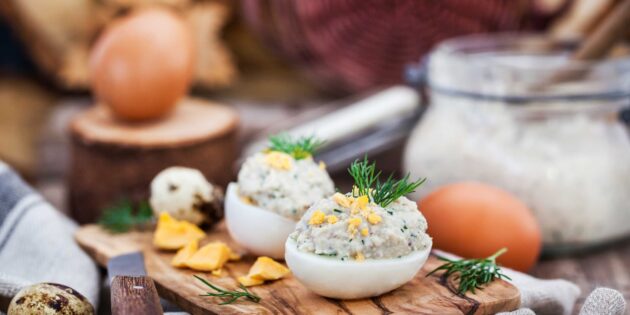 Рецепт начинки для яиц из селёдки
