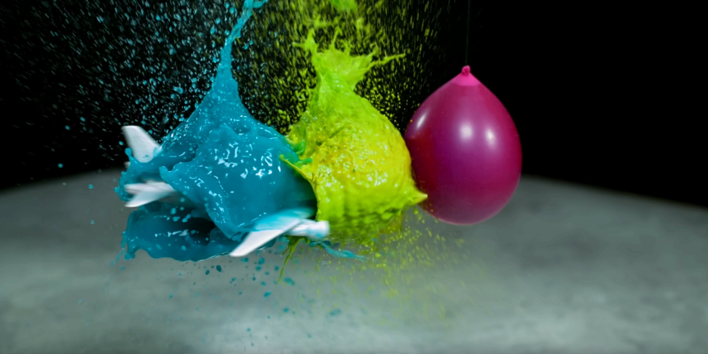 Видео дня: завораживающие всплески жидкостей в замедленной съёмке