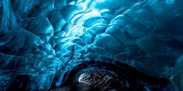 Удивительно красивые места: ледяные пещеры Менденхолла, Аляска