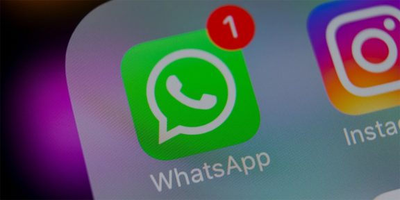В WhatsApp нашли серьёзную уязвимость. Она позволяет установить на смартфон шпионский вирус