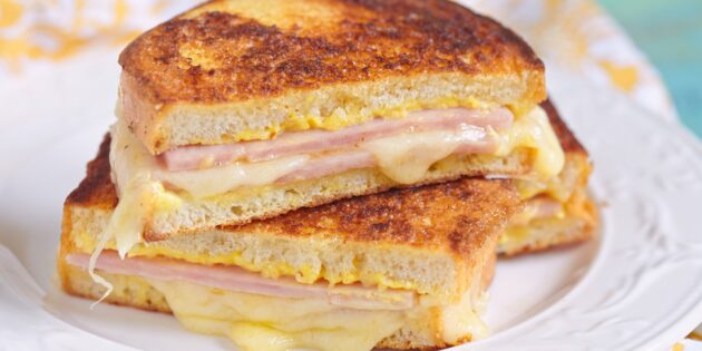 Рецепт: сэндвич с ветчиной, сыром и горчицей