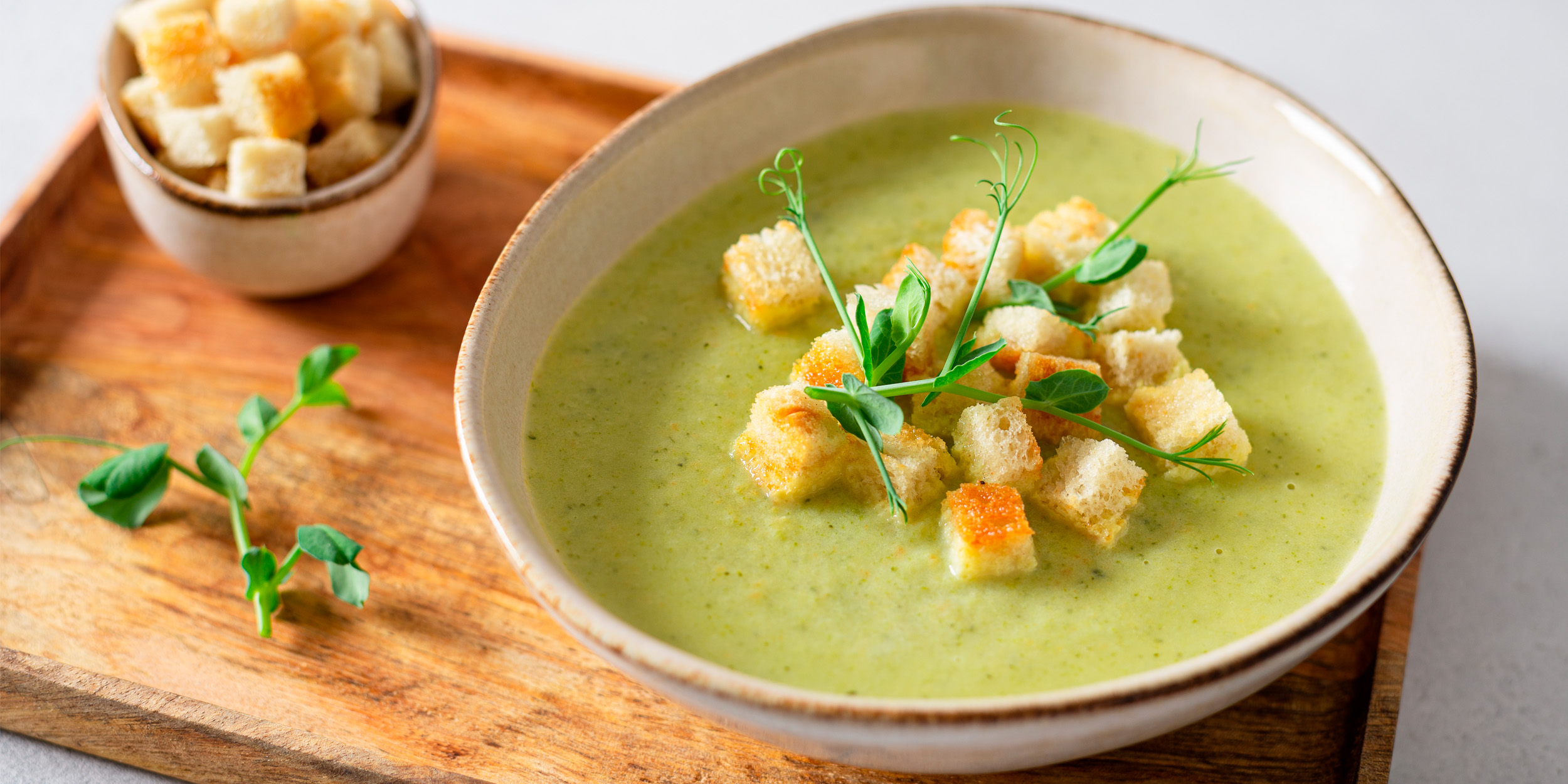 Как приготовить супы из кабачков: 15 необычных рецептов