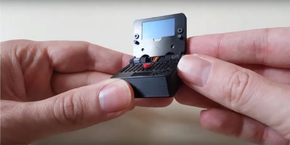 Видео дня: самый маленький игровой ноутбук, который вы когда-либо видели