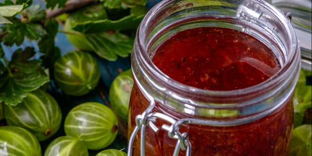 10 recipes of gooseberry jam with light sourness