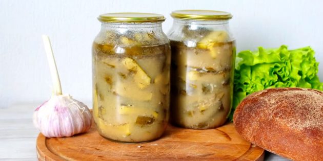 Рецепт салата из огурцов на зиму с горчицей, чесноком и укропом