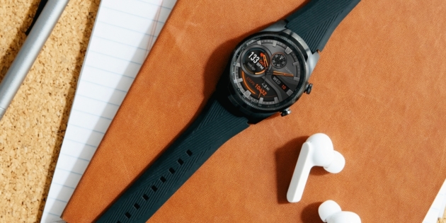 Mobvoi ����������� LTE-������ ����� TicWatch Pro � ���������� Android Pay