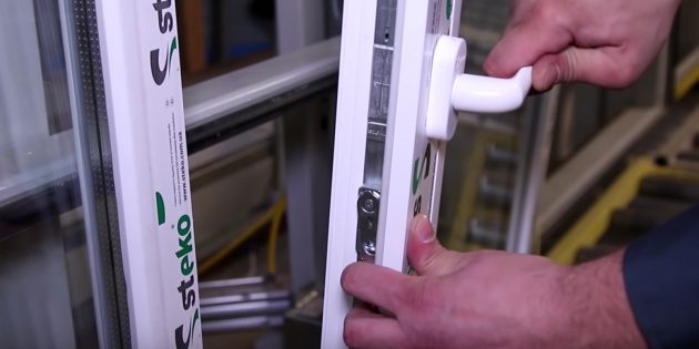 Как отрегулировать пластиковые окна и сэкономить на мастере