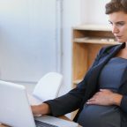 Какие права есть у беременной женщины на работе