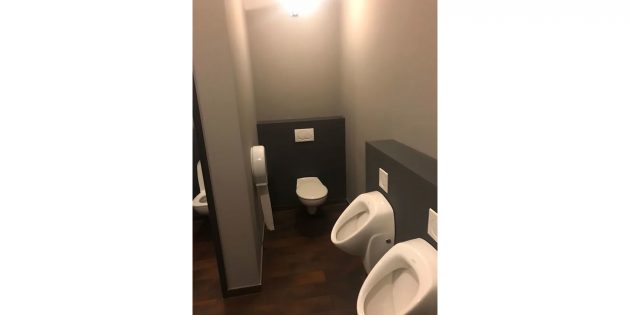 туалет в немецком ресторане