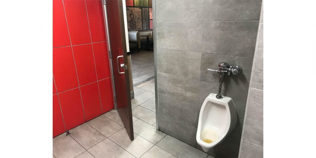 туалет в ресторане