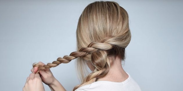 Причёски на длинные волосы: скрутите вторую часть волос