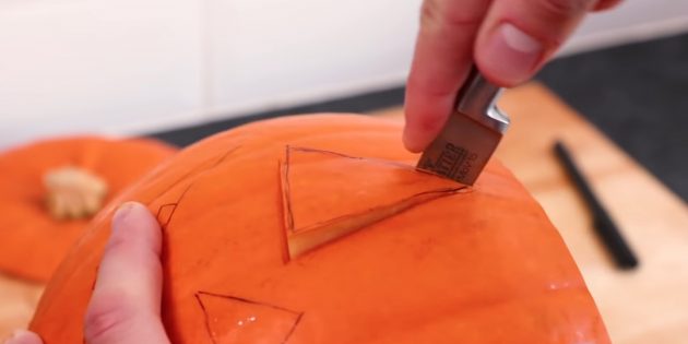 Start Carving Your Halloween Pumpkin