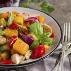 10 krasivyh i aromatnyh salatov iz tykvy