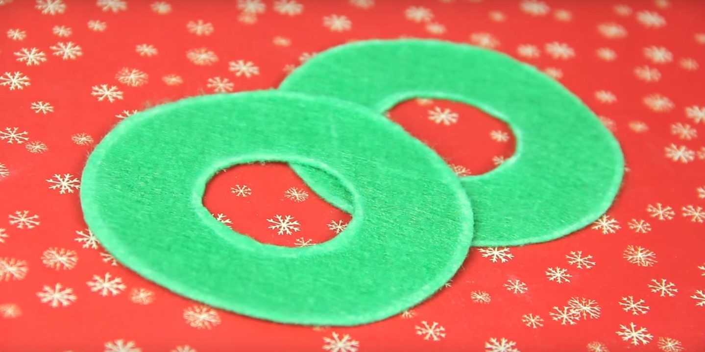 Вырежьте детали