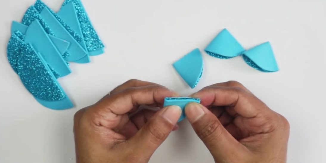 Склейте каждую деталь