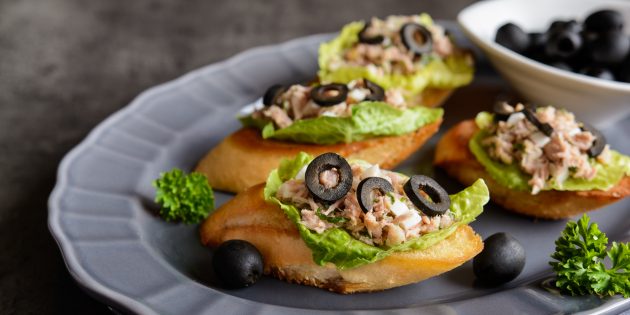 10 вкуснейших бутербродов на праздничный стол - Лайфхакер